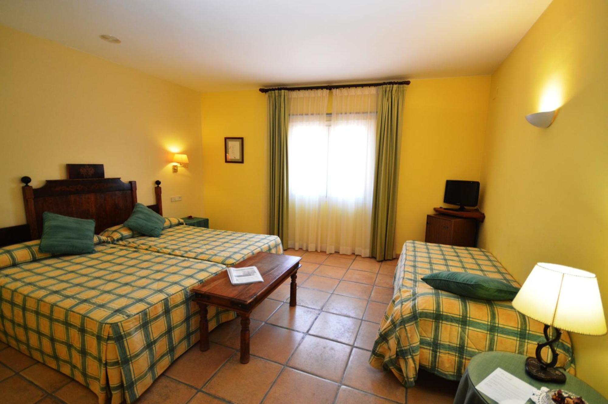 Hotel Can Ceret Sant Pere Pescador Szoba fotó