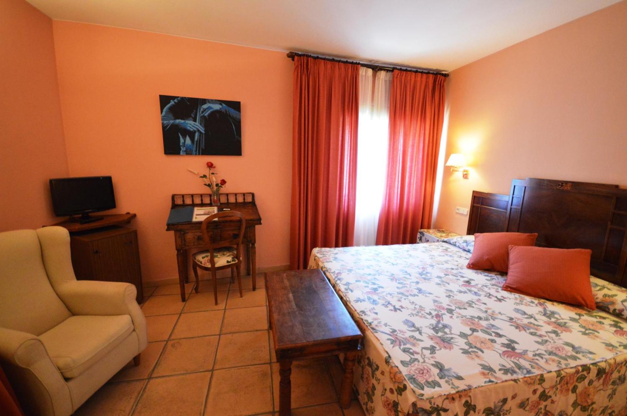 Hotel Can Ceret Sant Pere Pescador Szoba fotó