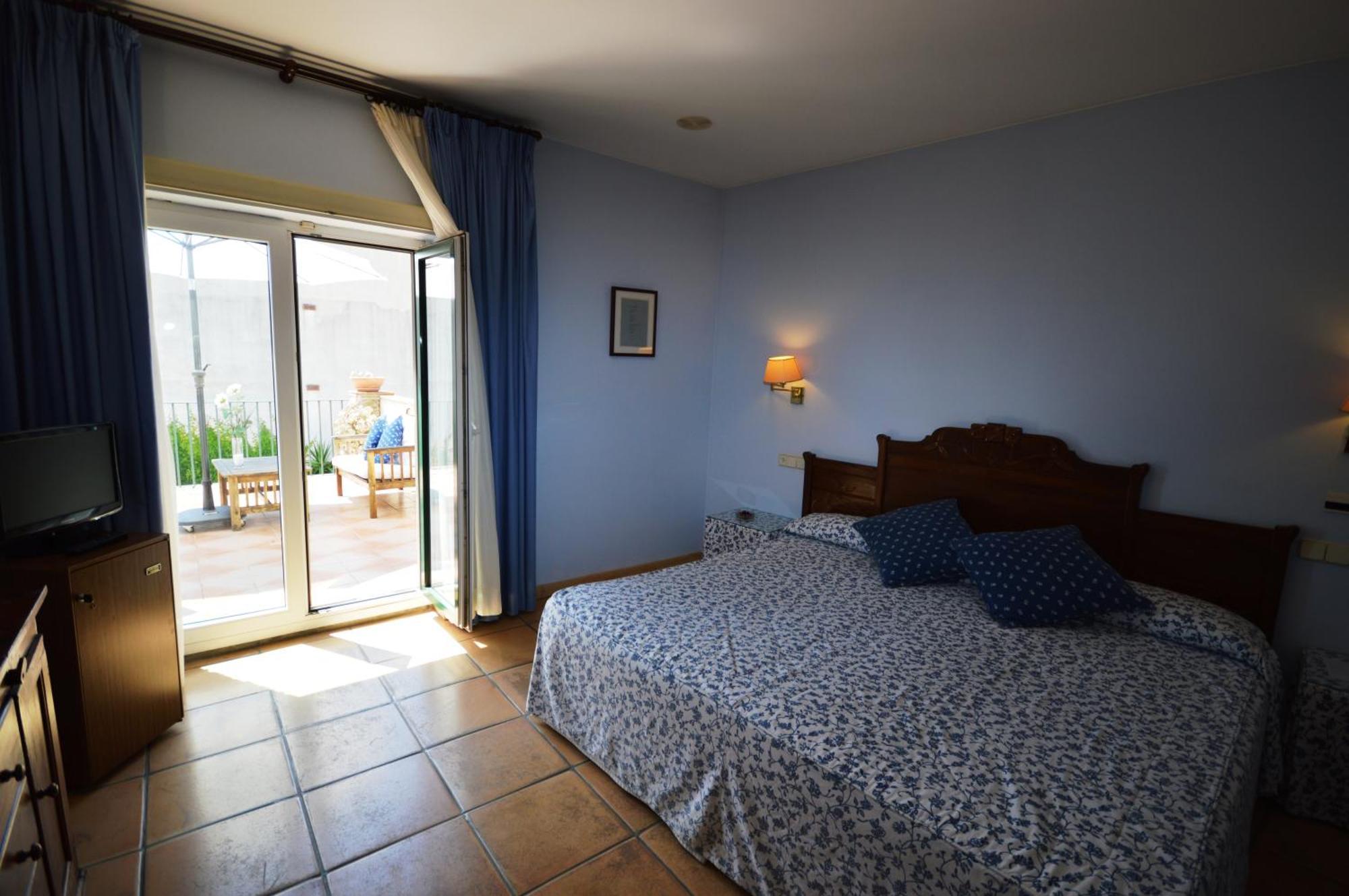 Hotel Can Ceret Sant Pere Pescador Szoba fotó