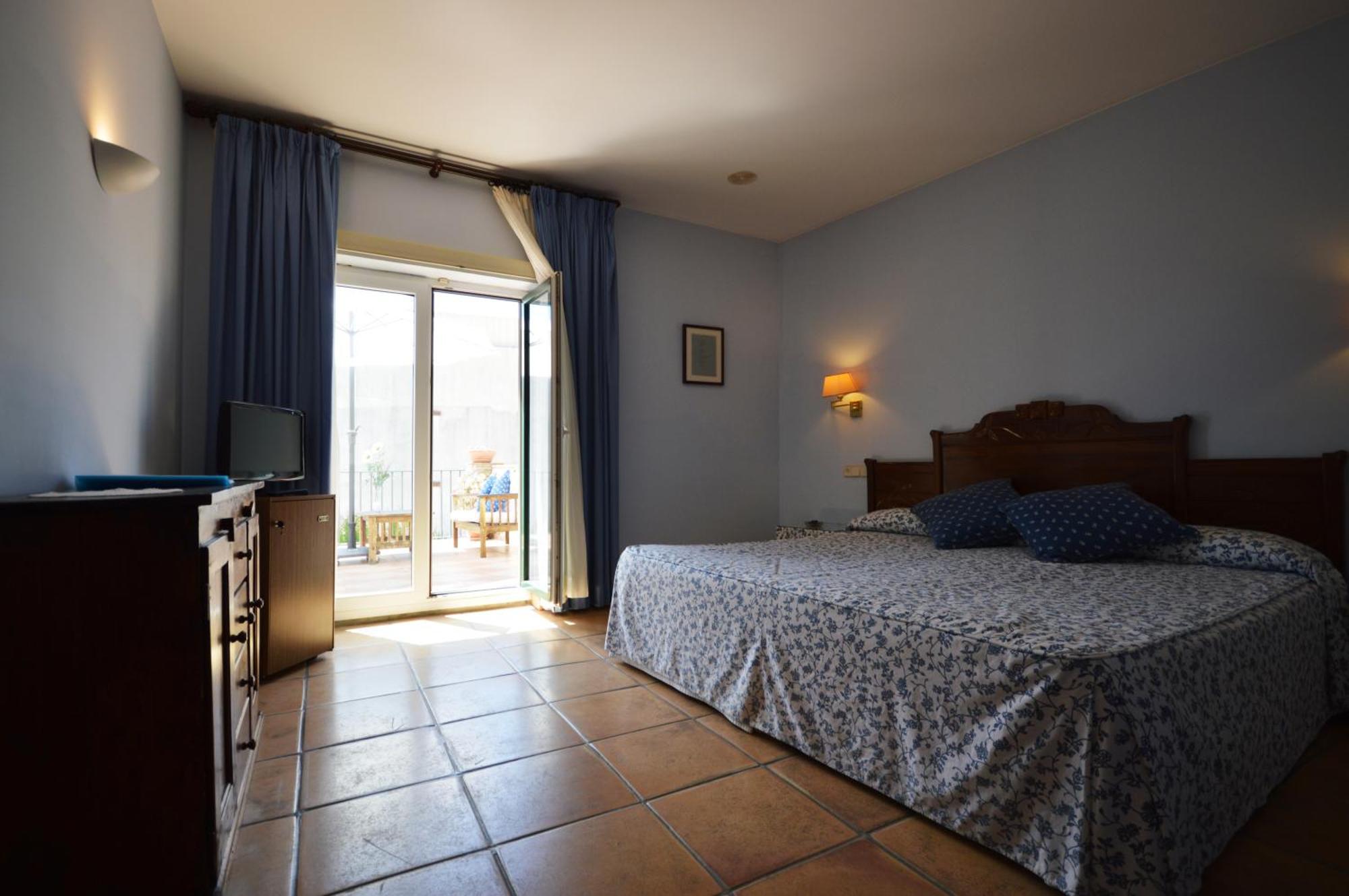 Hotel Can Ceret Sant Pere Pescador Szoba fotó