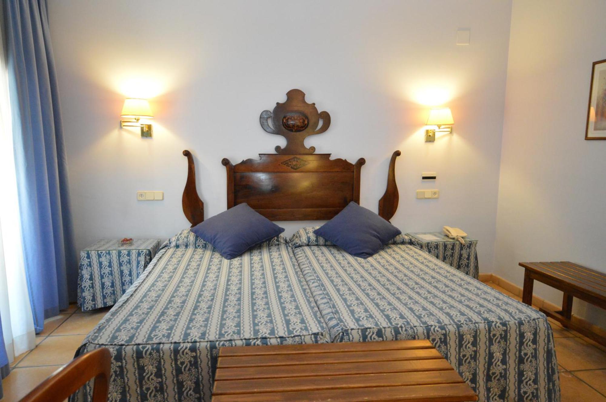 Hotel Can Ceret Sant Pere Pescador Szoba fotó