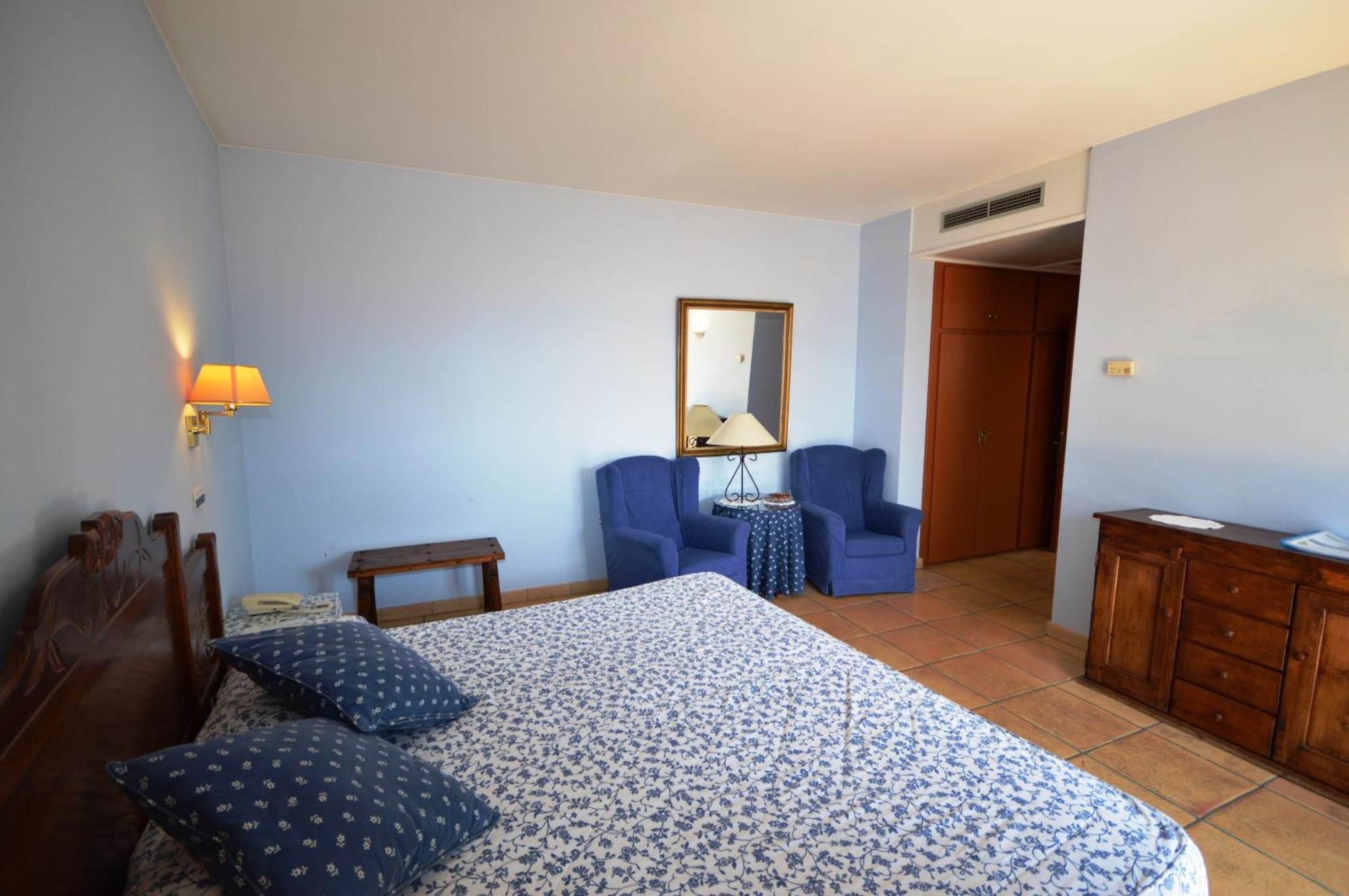 Hotel Can Ceret Sant Pere Pescador Szoba fotó